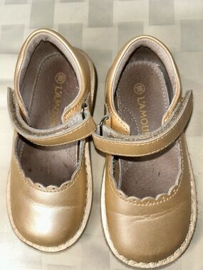 L'Amour Metallic Tan Gold Mary Jane Dress Shoes for Kids